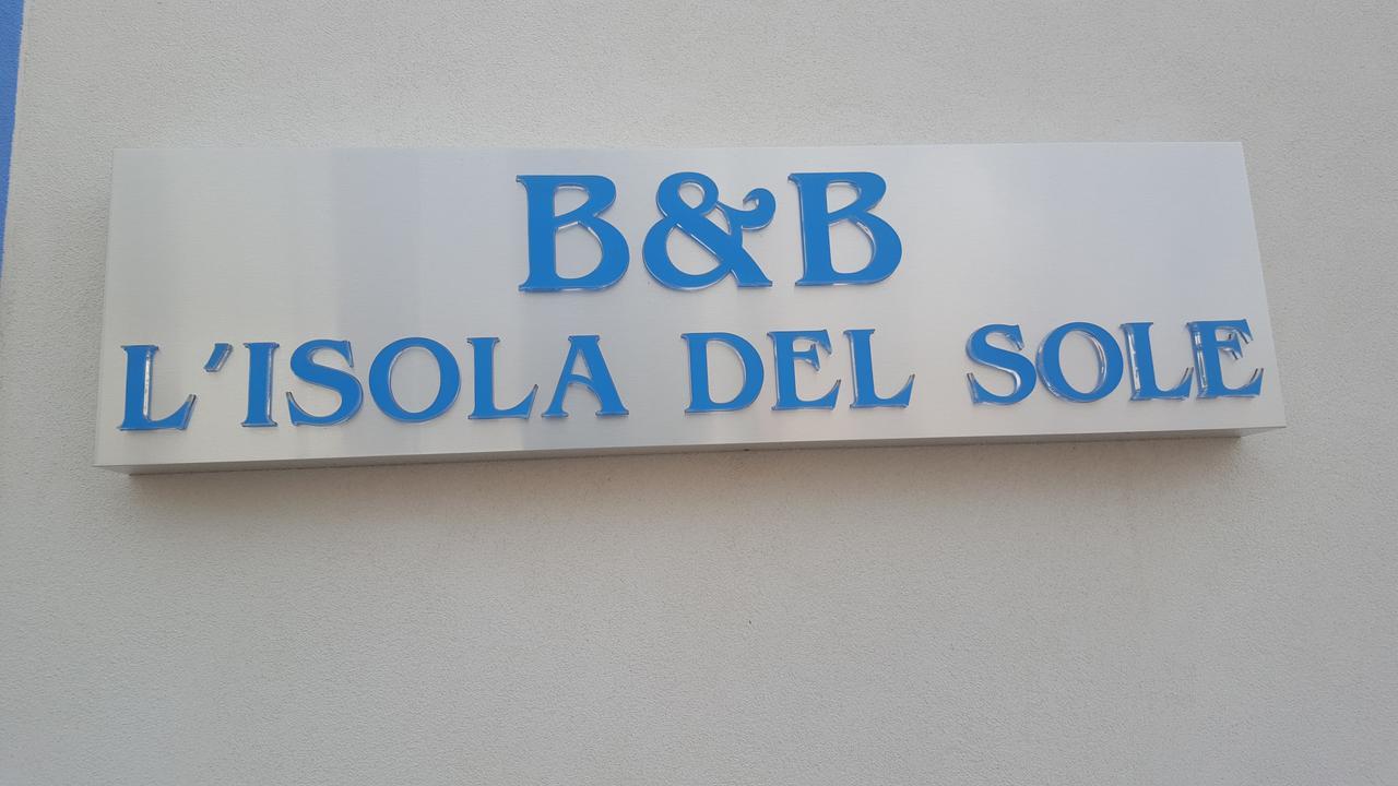 L'Isola Del Sole Bed & Breakfast Castelluzzo Dış mekan fotoğraf