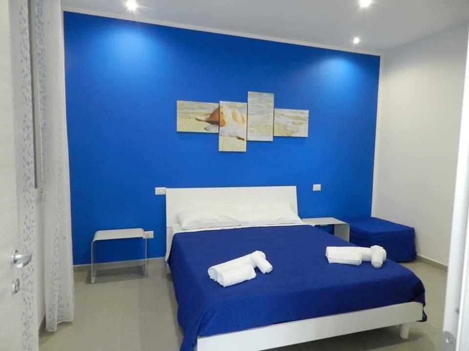 L'Isola Del Sole Bed & Breakfast Castelluzzo Dış mekan fotoğraf